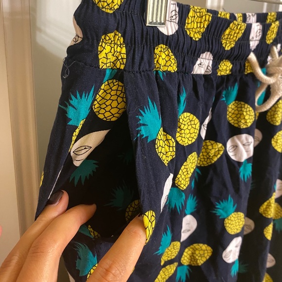 Size XS Tropical Printer Harem Pants - Picture 7 of 8